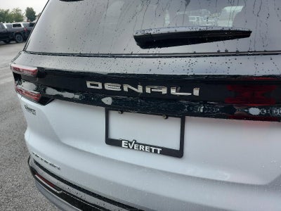 2026 GMC Acadia FWD Denali