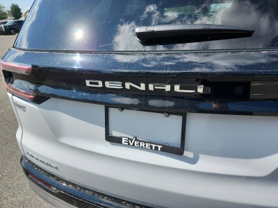 2026 GMC Acadia FWD Denali