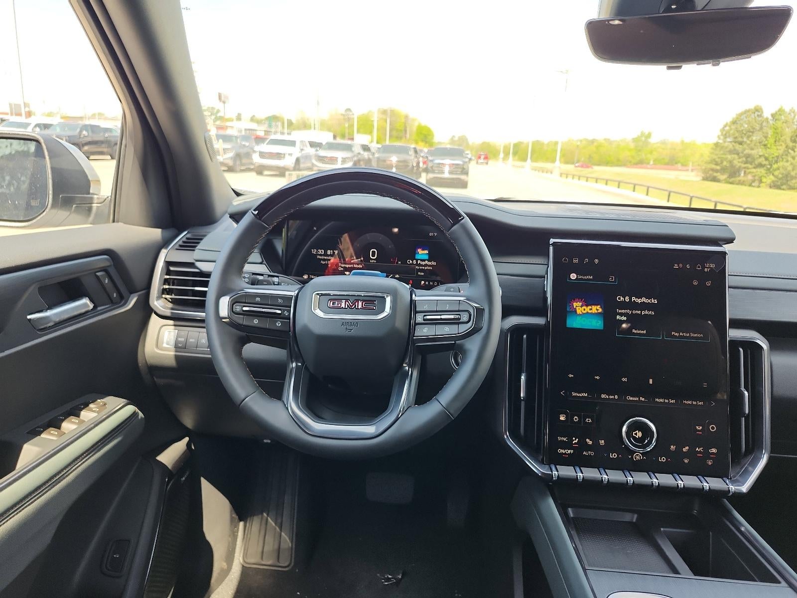 2026 GMC Acadia AWD AT4
