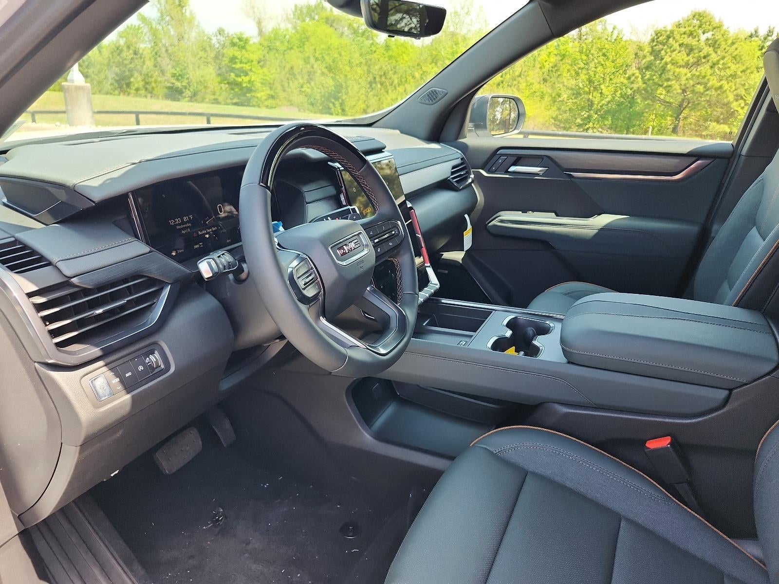 2026 GMC Acadia AWD AT4