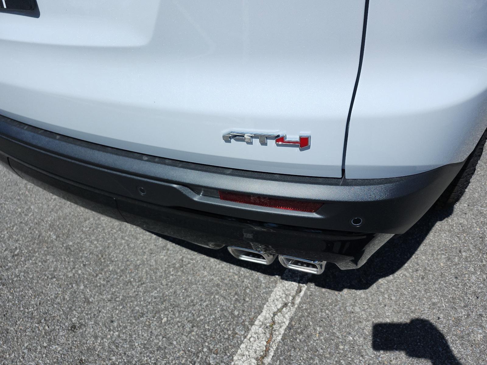 2026 GMC Acadia AWD AT4