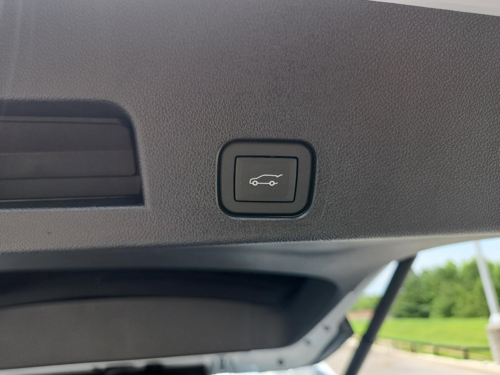 2026 GMC Acadia AWD AT4