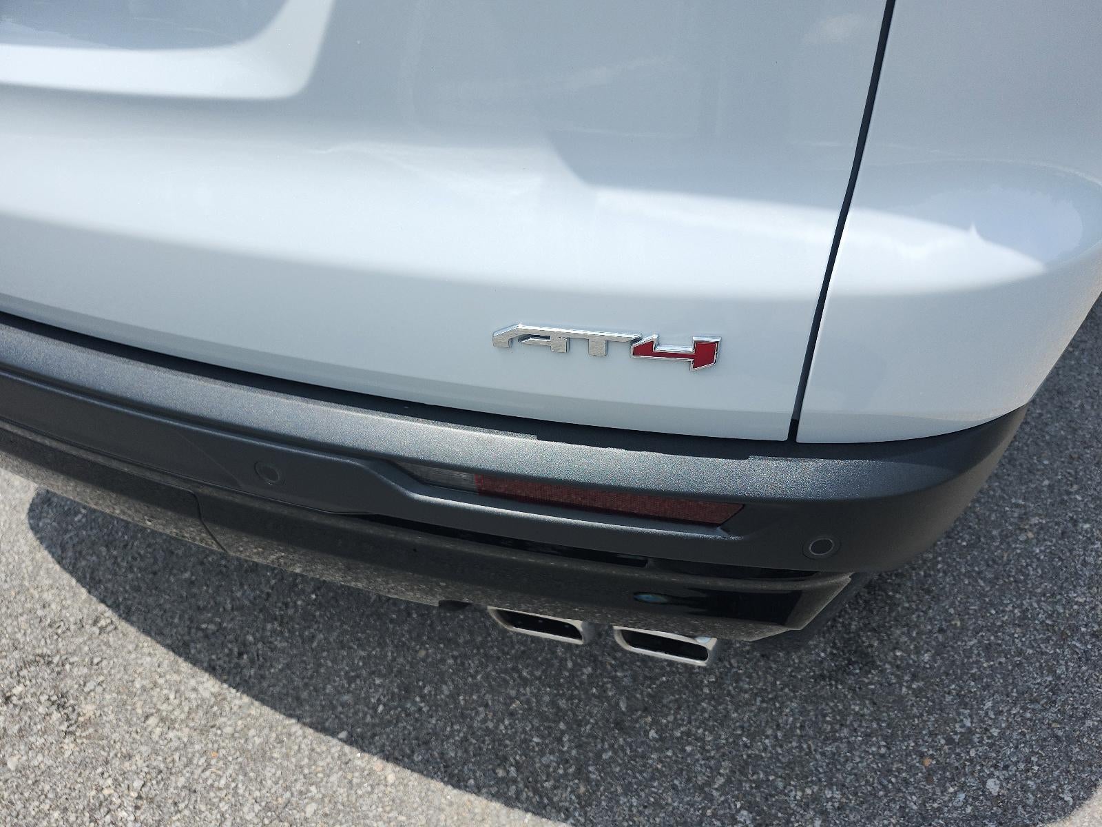 2026 GMC Acadia AWD AT4