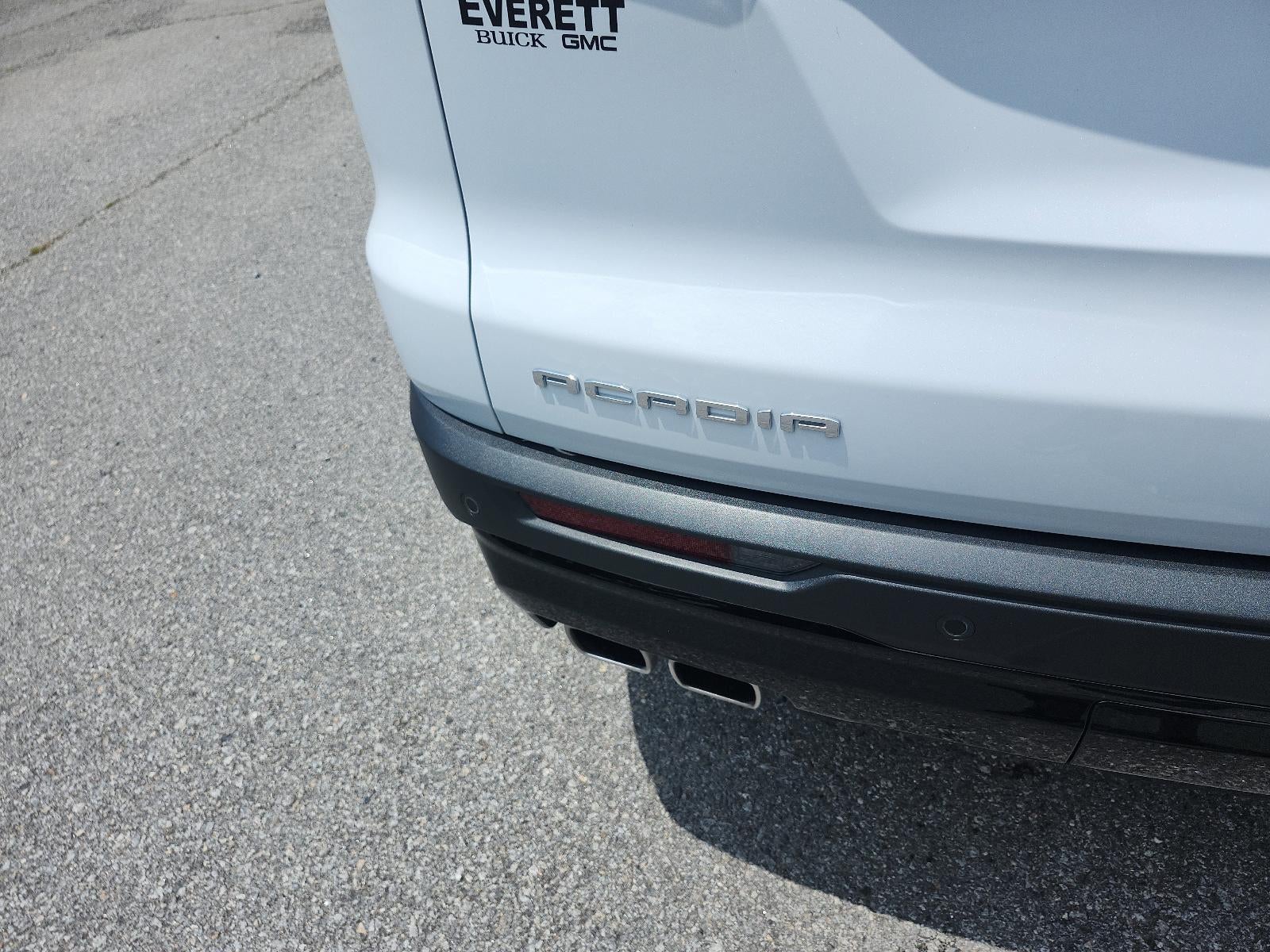 2026 GMC Acadia AWD AT4