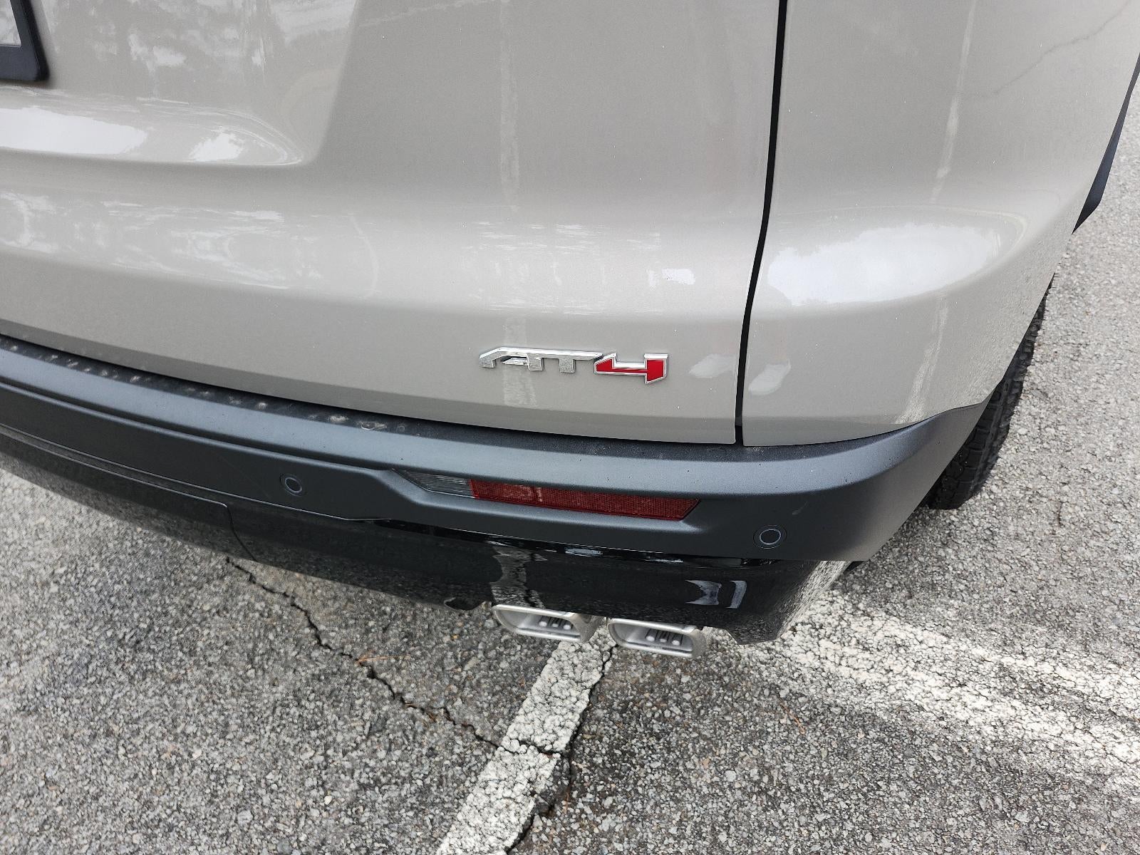 2026 GMC Acadia AWD AT4