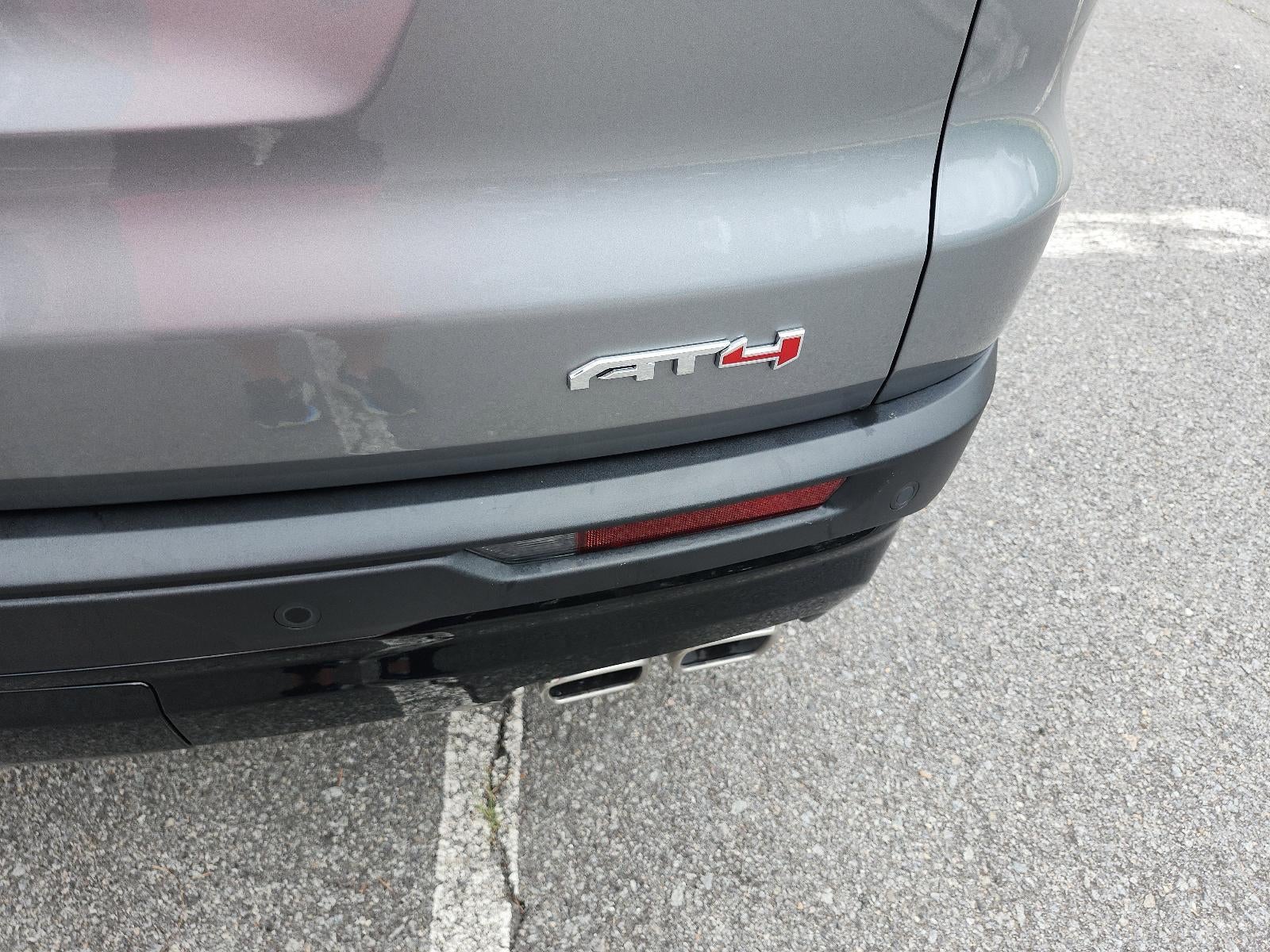 2024 GMC Acadia AWD AT4