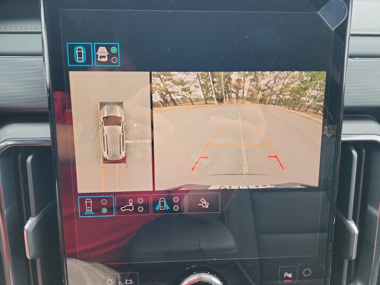 2026 GMC Acadia AWD AT4