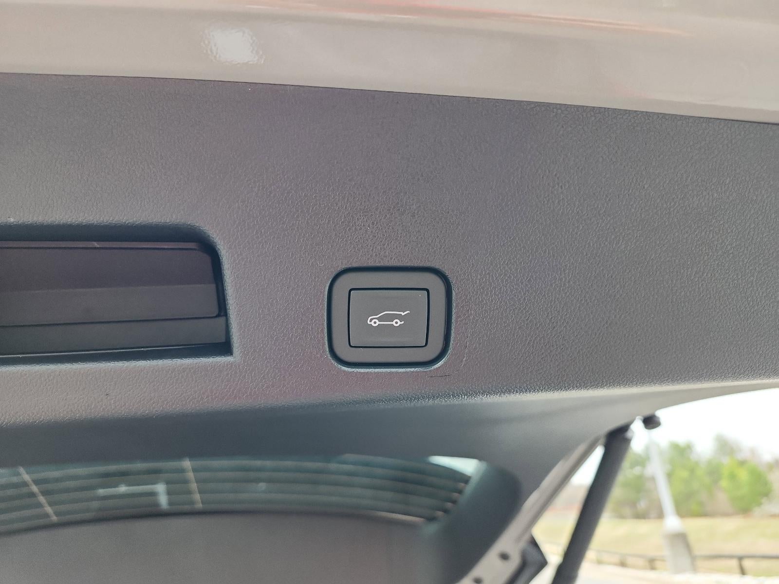 2026 GMC Acadia AWD AT4