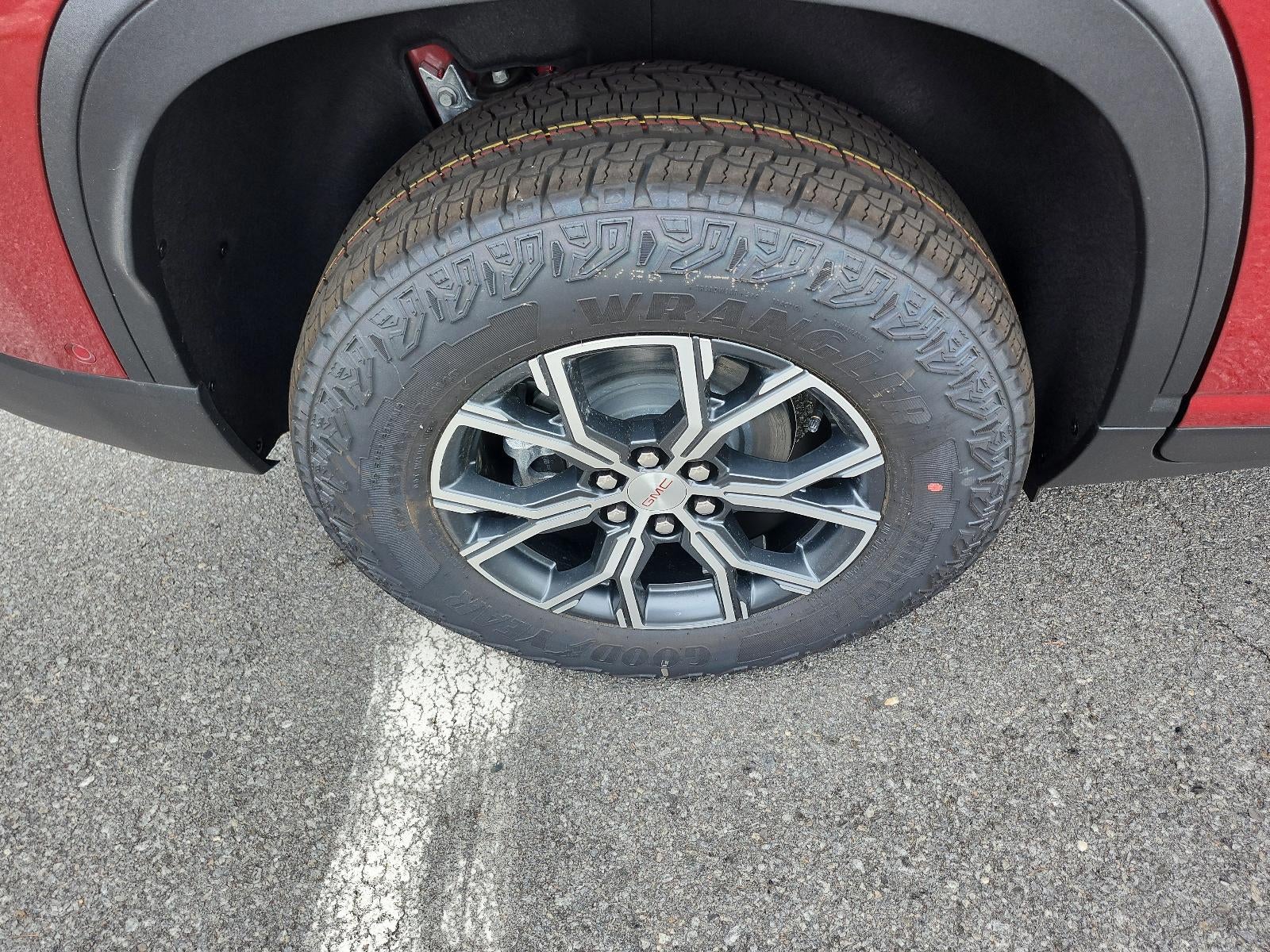2026 GMC Acadia AWD AT4