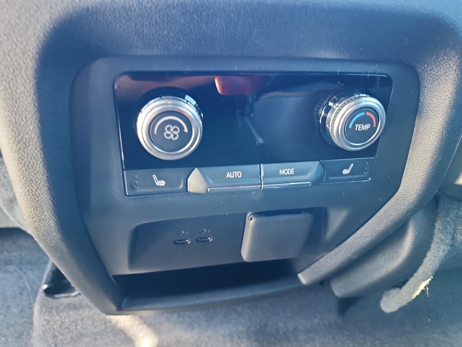 2026 GMC Acadia AWD AT4