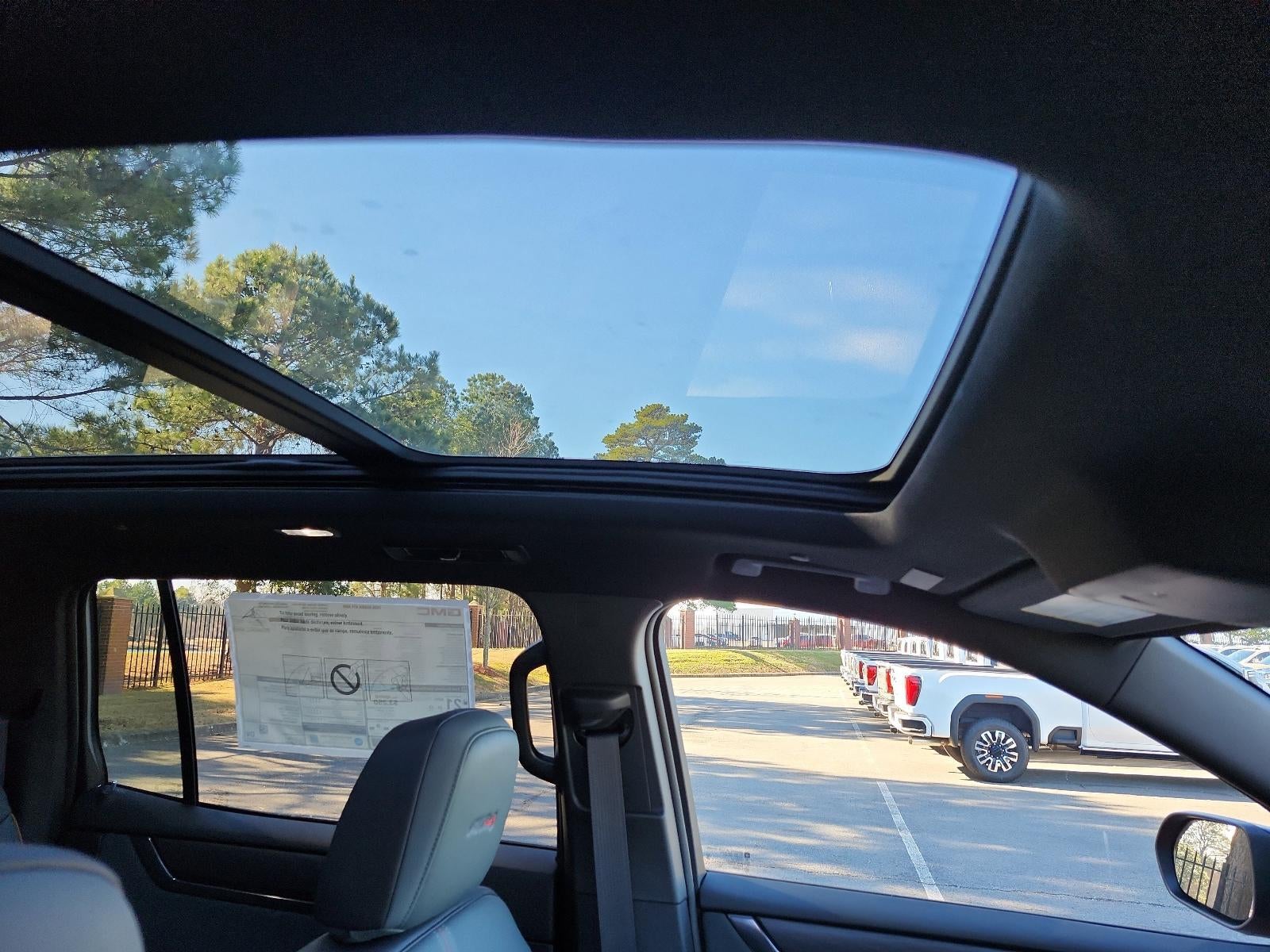 2026 GMC Acadia AWD AT4