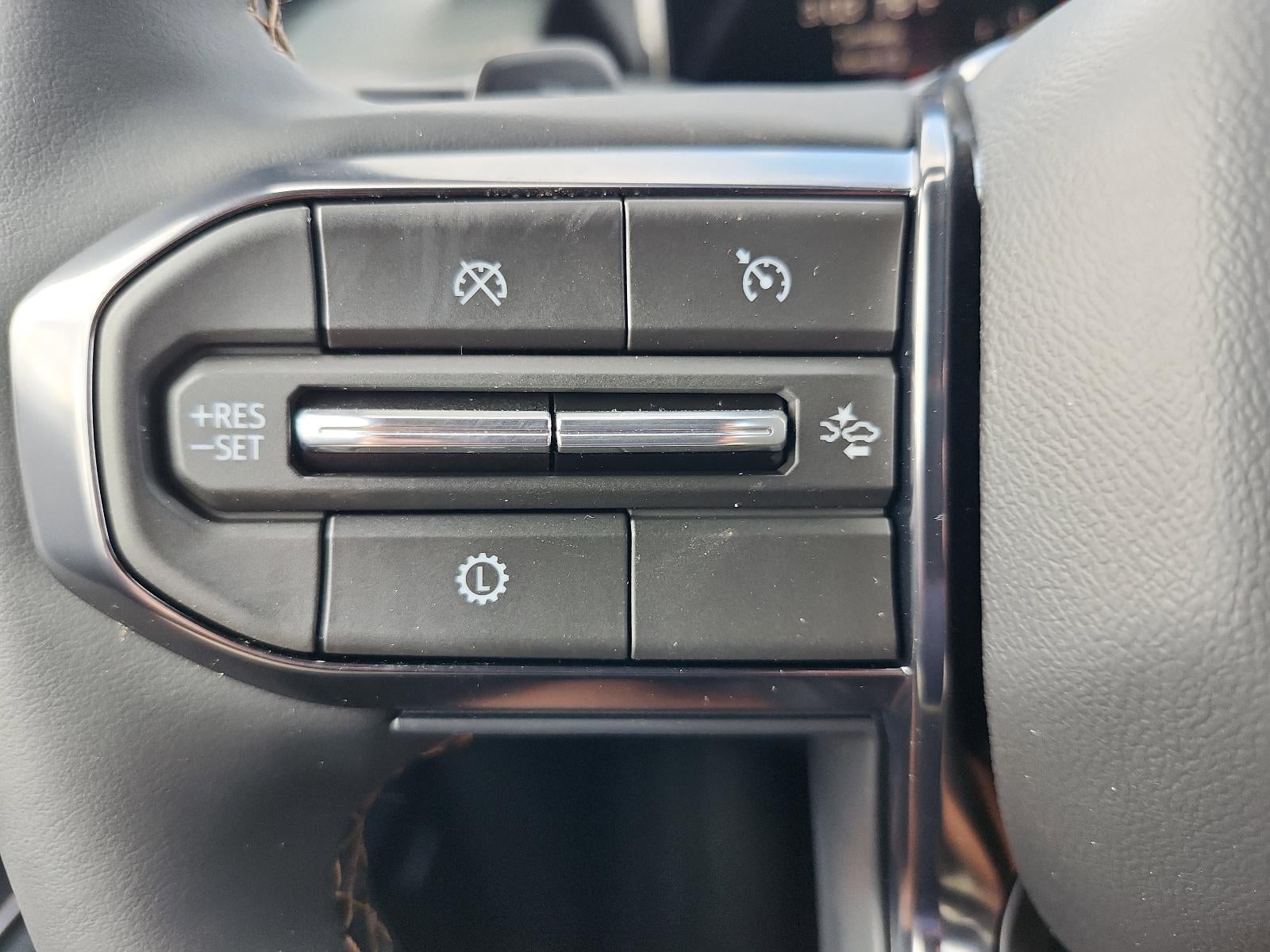 2026 GMC Acadia AWD AT4