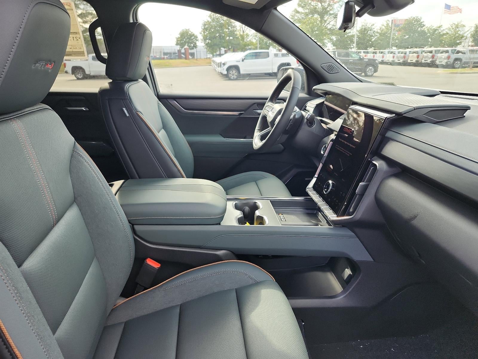 2026 GMC Acadia AWD AT4