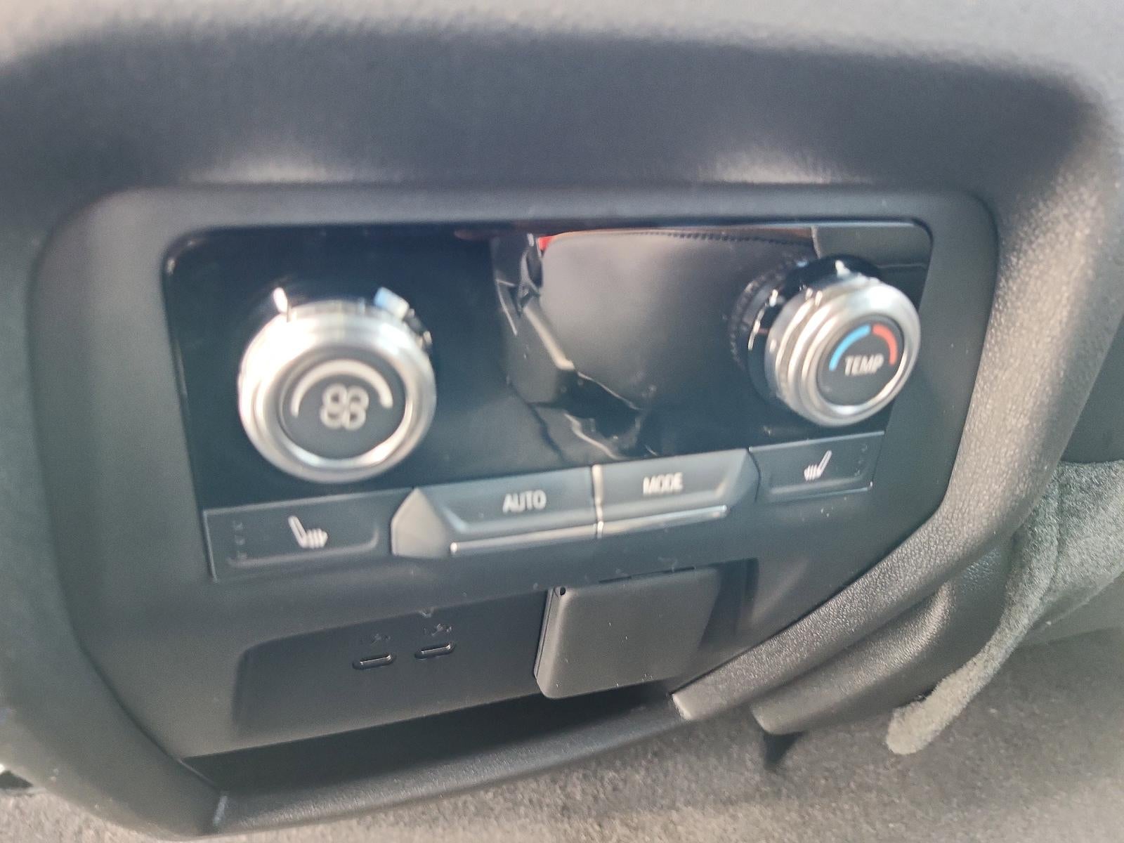 2026 GMC Acadia AWD AT4