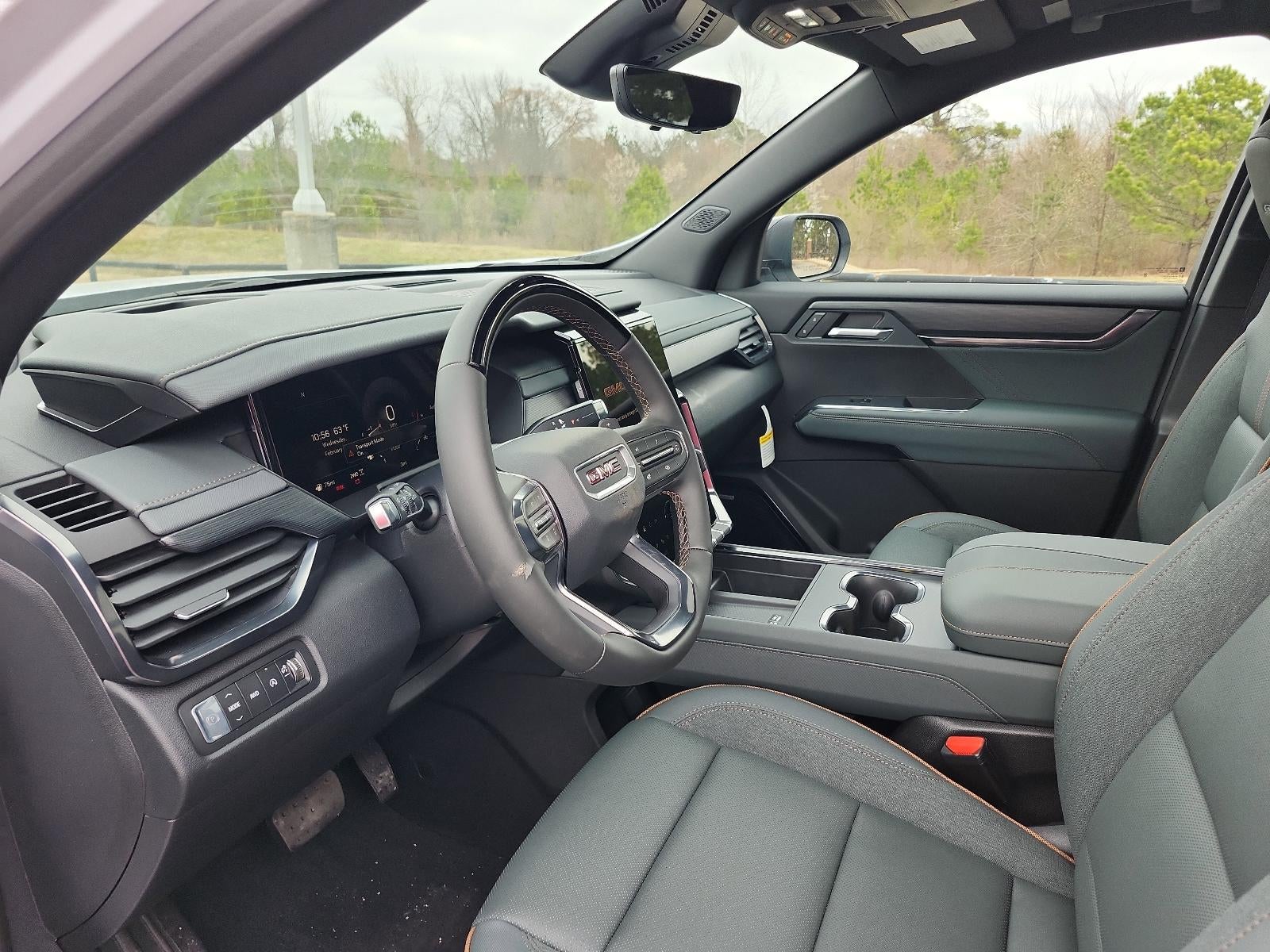 2026 GMC Acadia AWD AT4