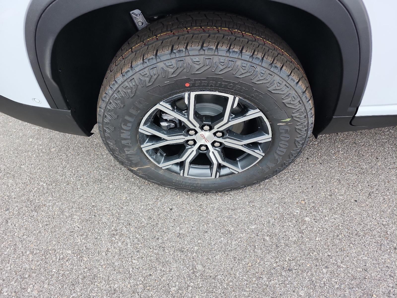 2026 GMC Acadia AWD AT4