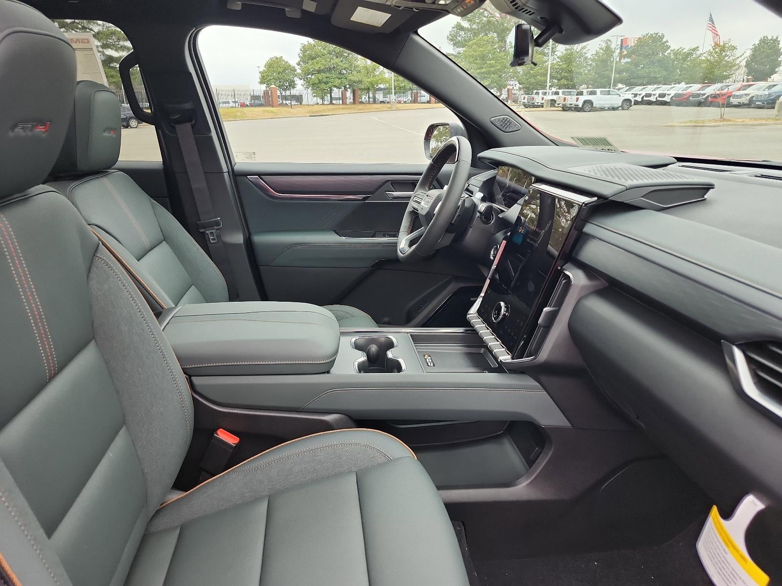 2026 GMC Acadia AWD AT4