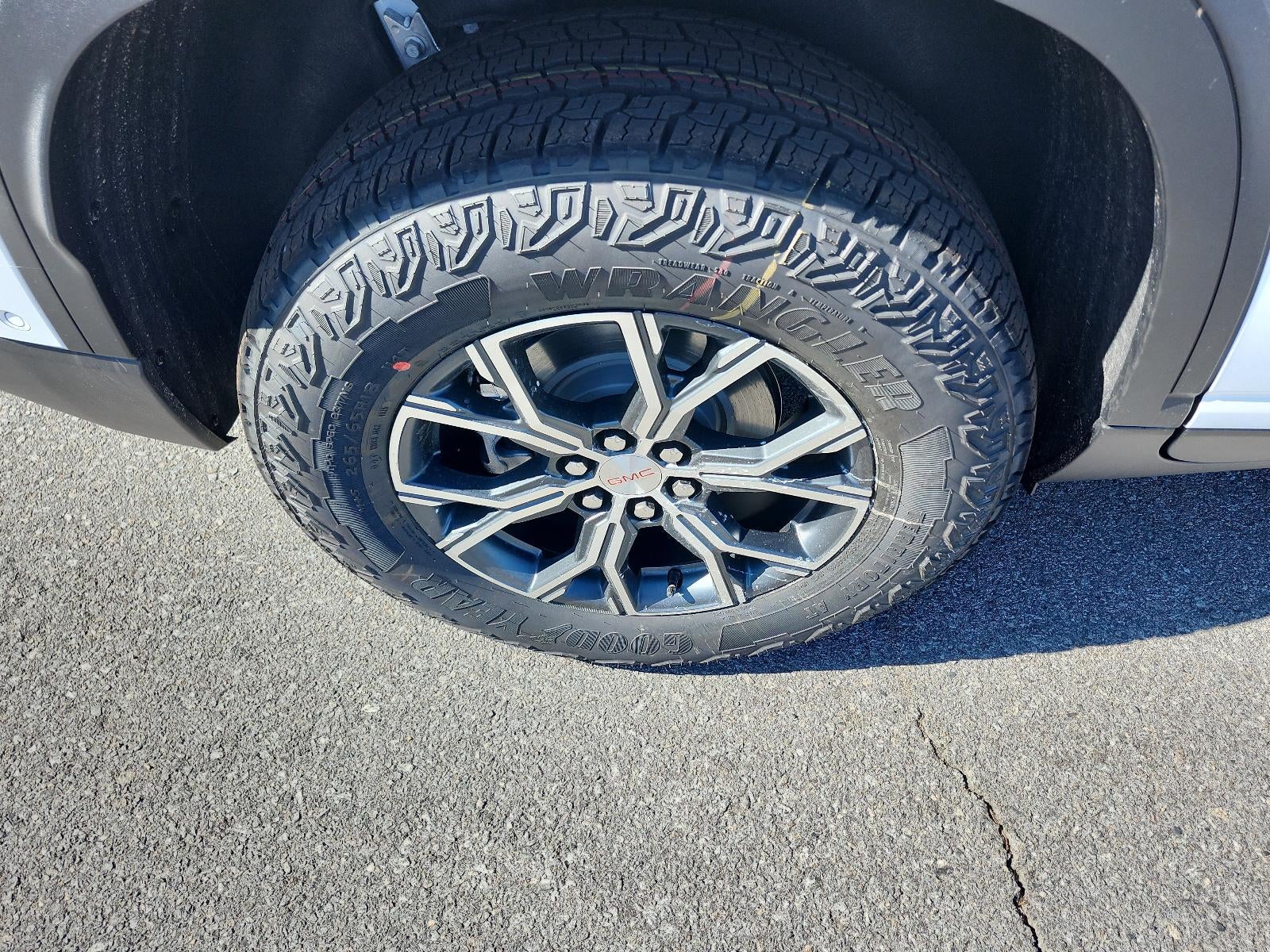 2026 GMC Acadia AWD AT4