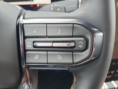 2026 GMC Acadia AWD AT4