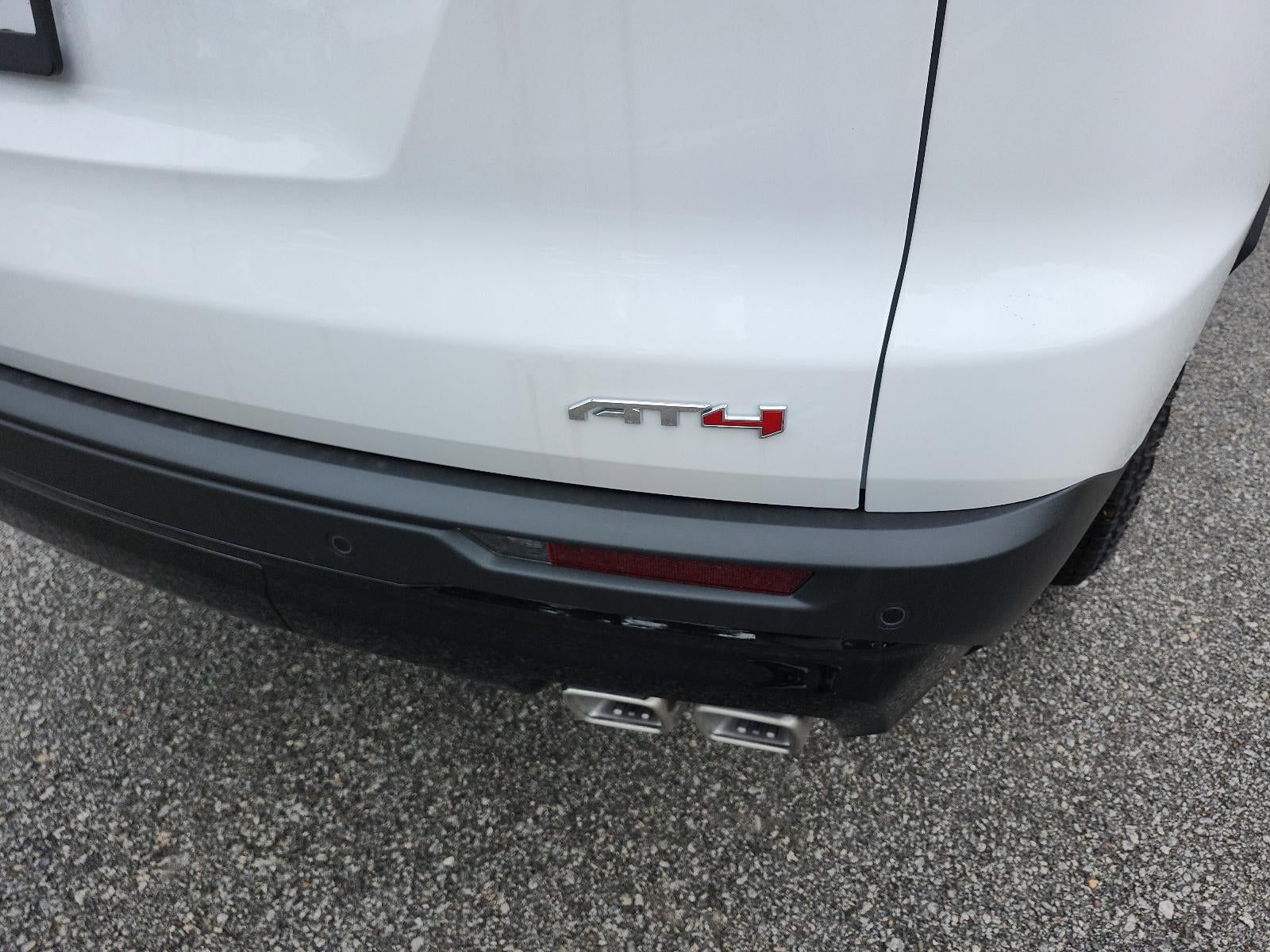 2026 GMC Acadia AWD AT4