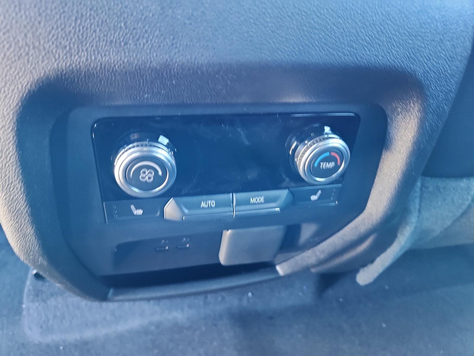 2026 GMC Acadia AWD AT4