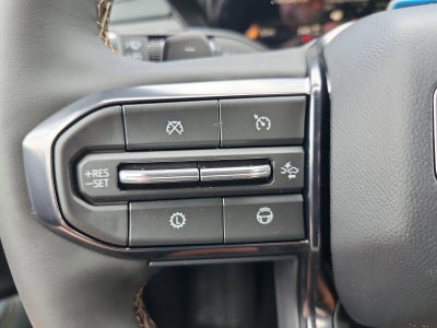 2026 GMC Acadia AWD AT4