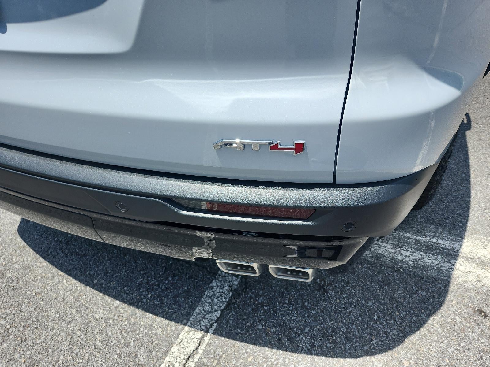 2026 GMC Acadia AWD AT4