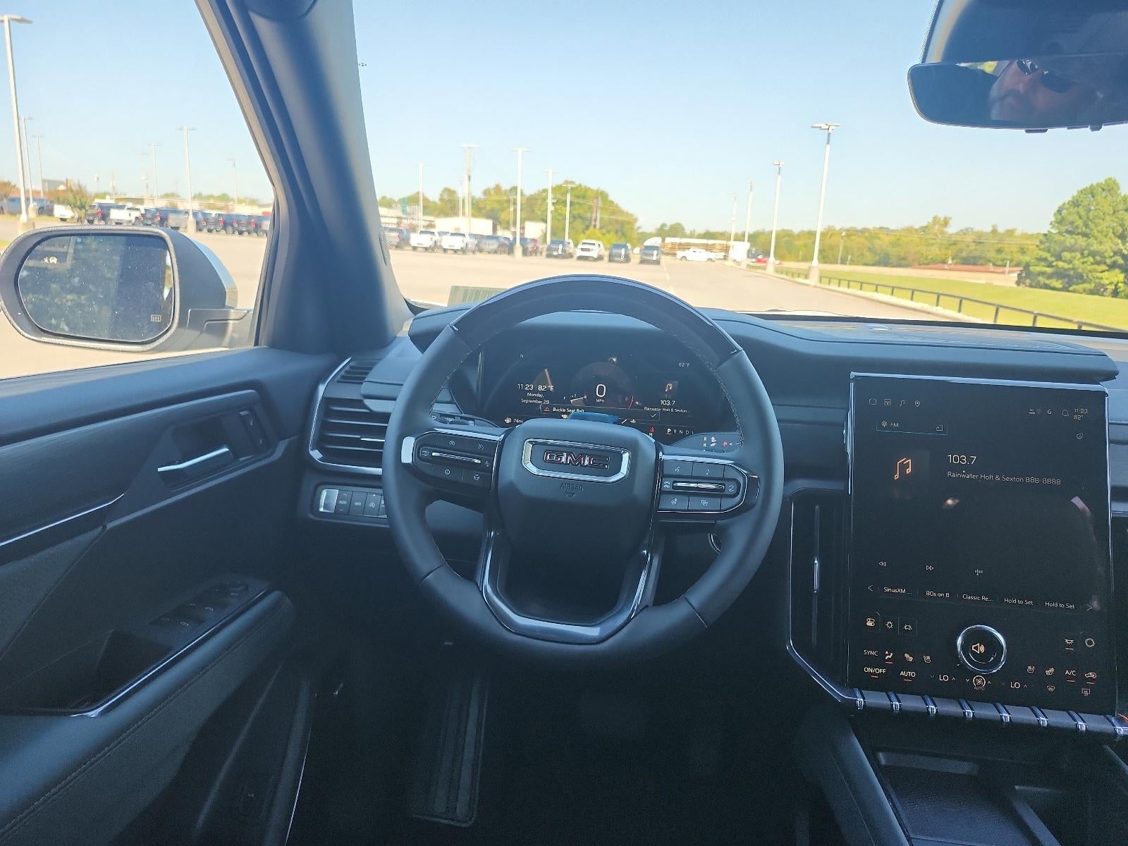 2026 GMC Acadia AWD AT4