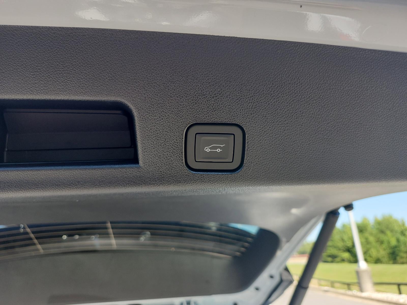 2026 GMC Acadia AWD AT4