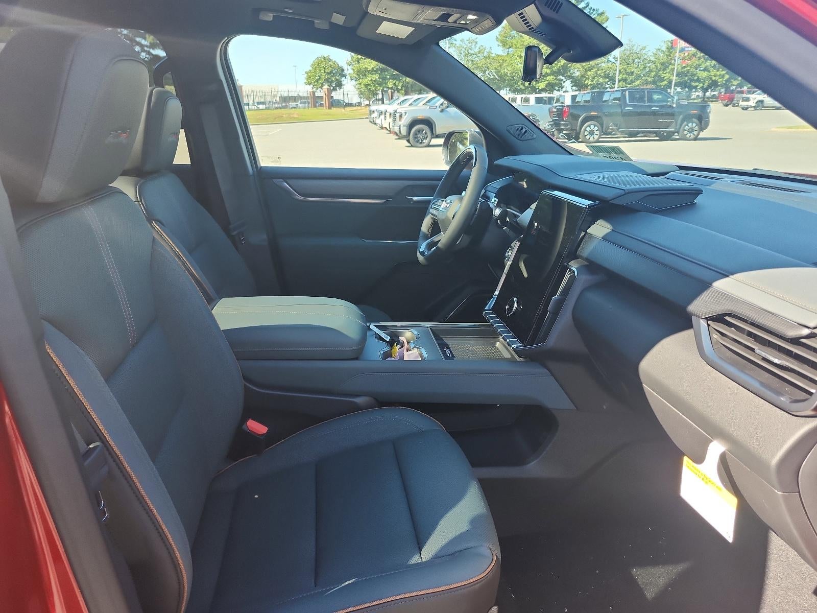 2026 GMC Acadia AWD AT4