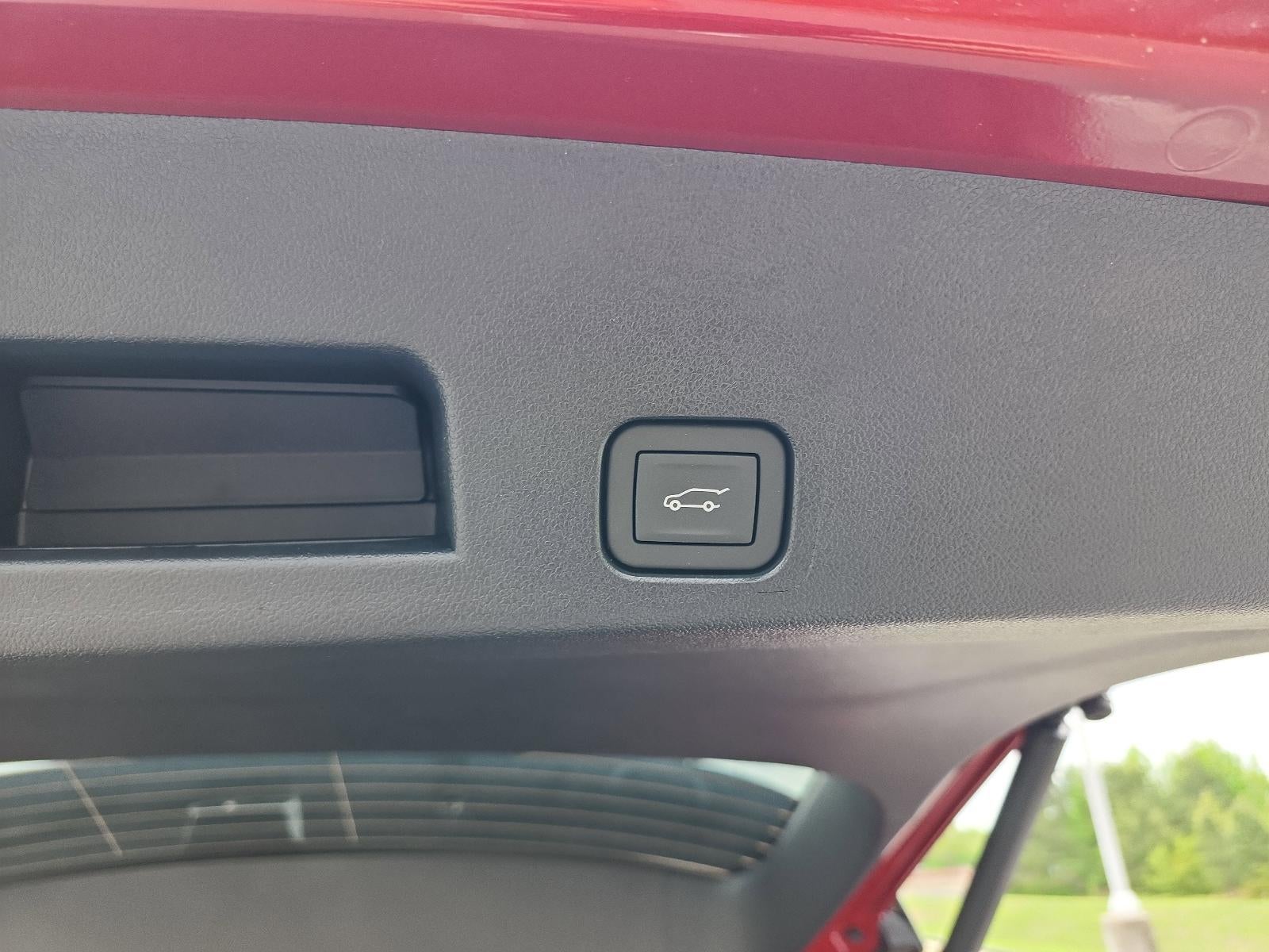2026 GMC Acadia AWD AT4