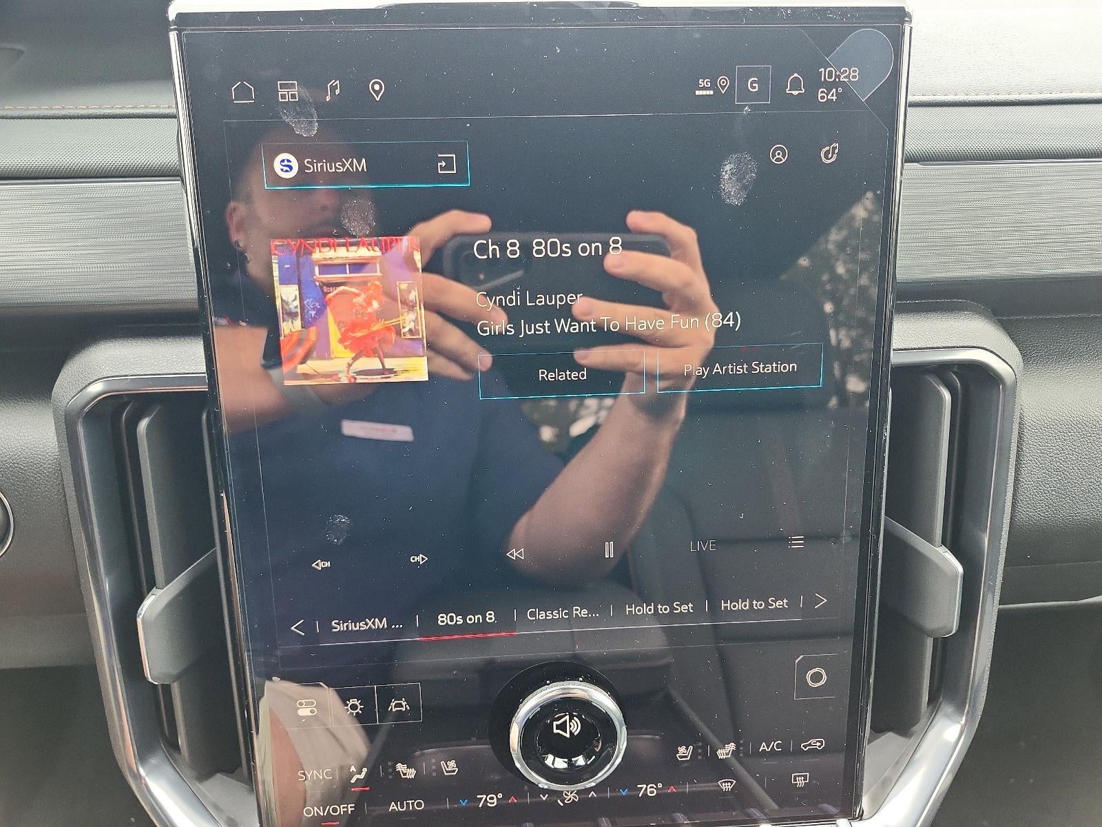 2026 GMC Acadia AWD AT4