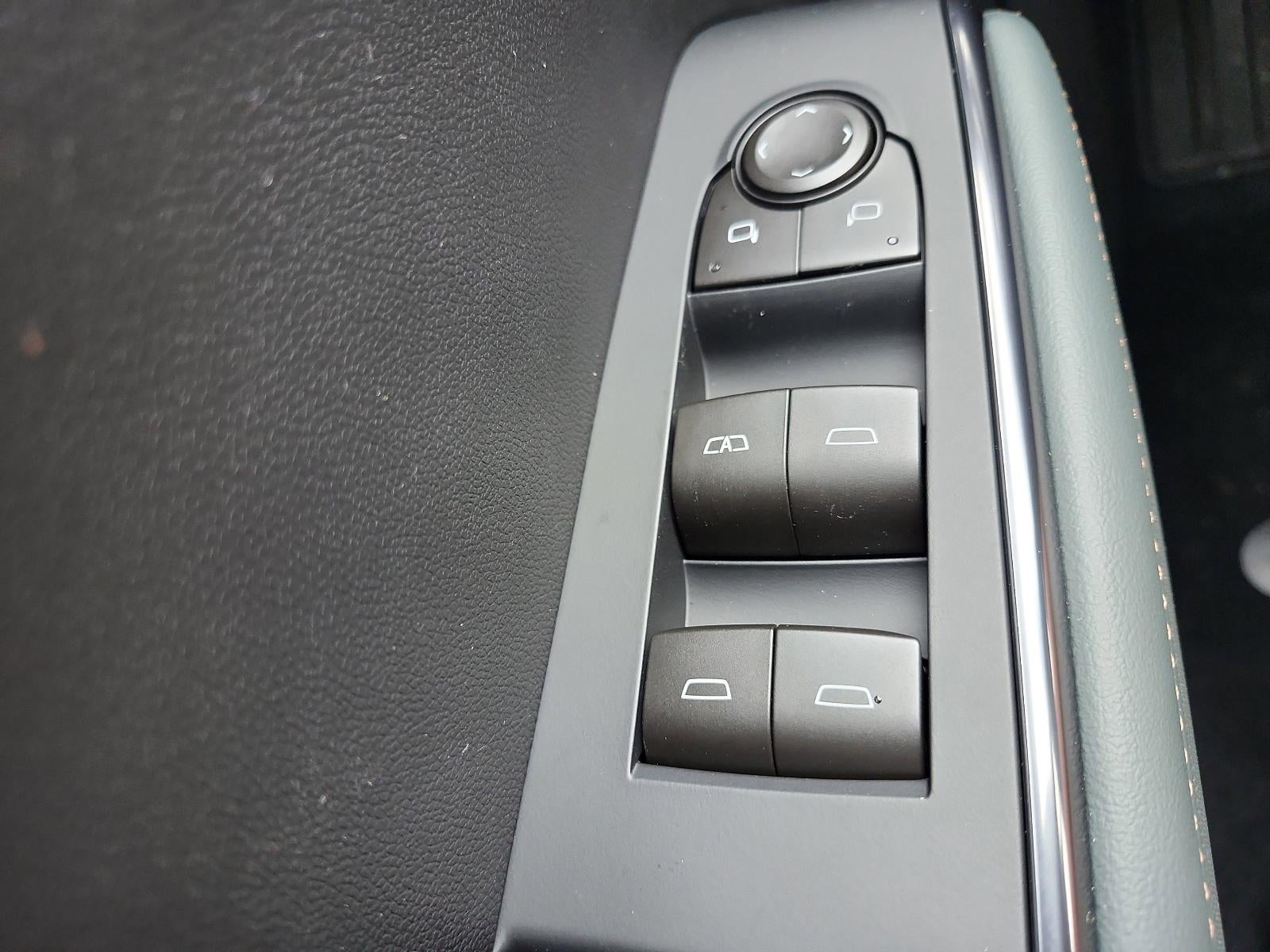 2026 GMC Acadia AWD AT4