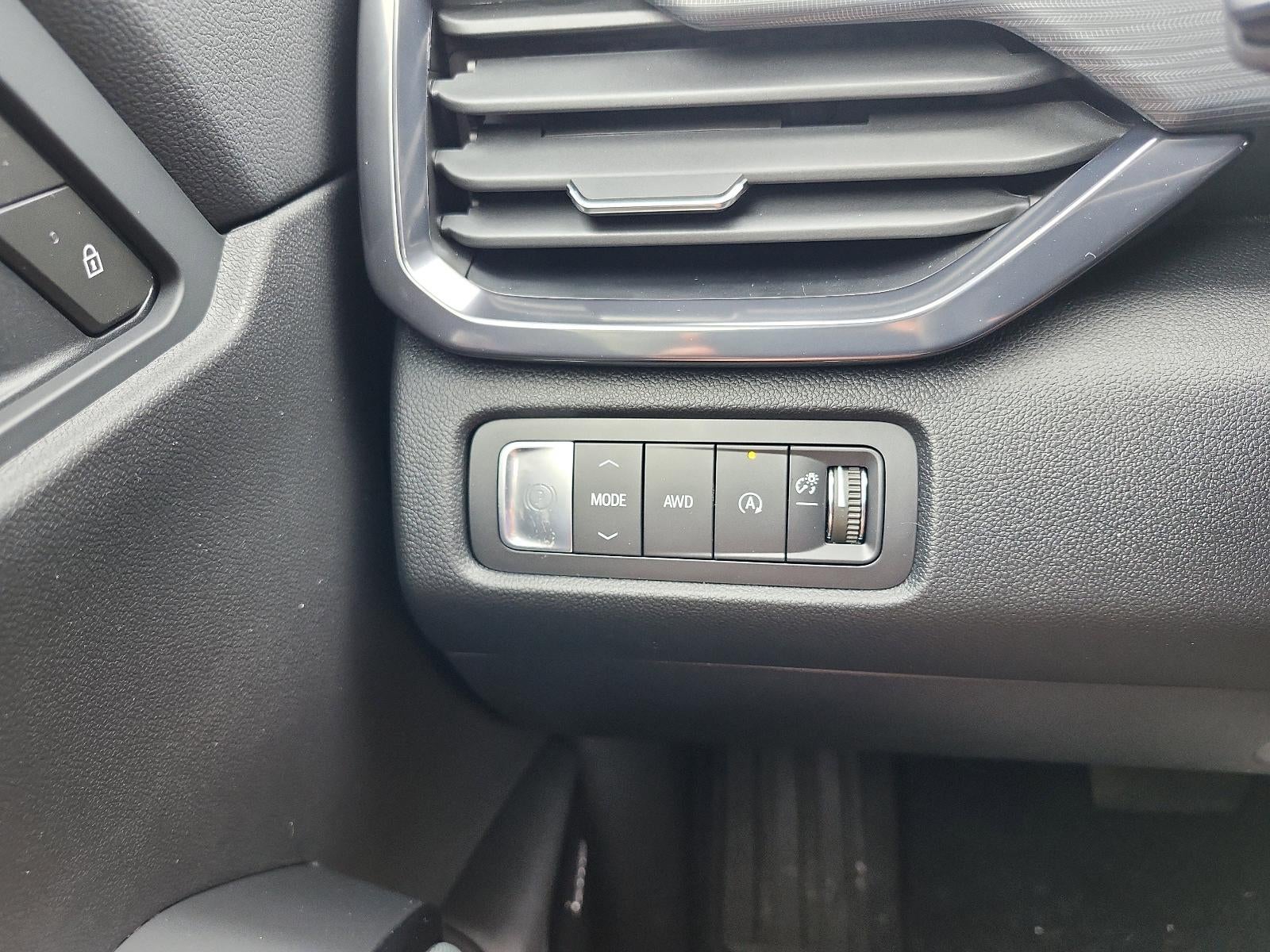 2026 GMC Acadia AWD AT4