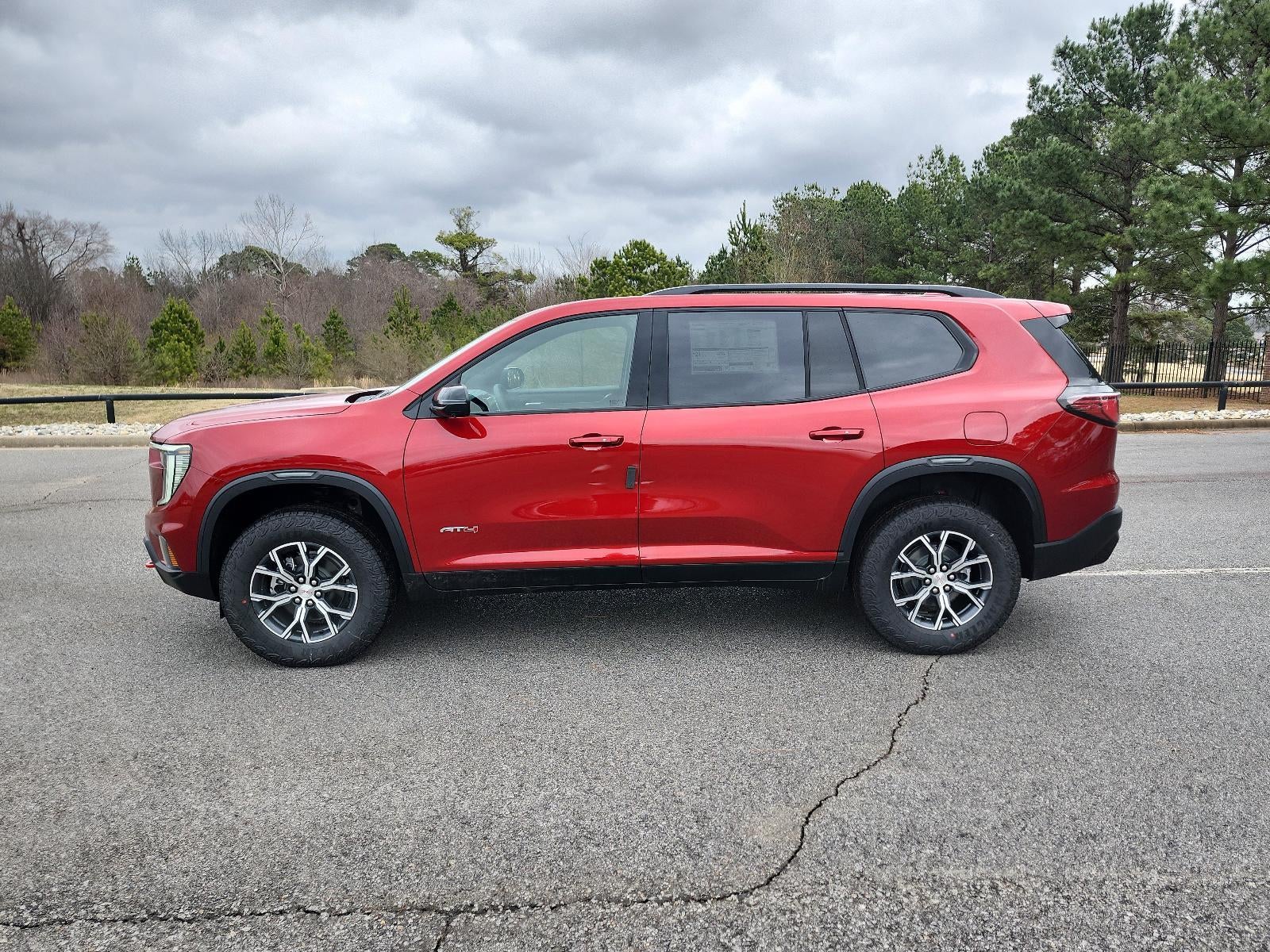 2026 GMC Acadia AWD AT4