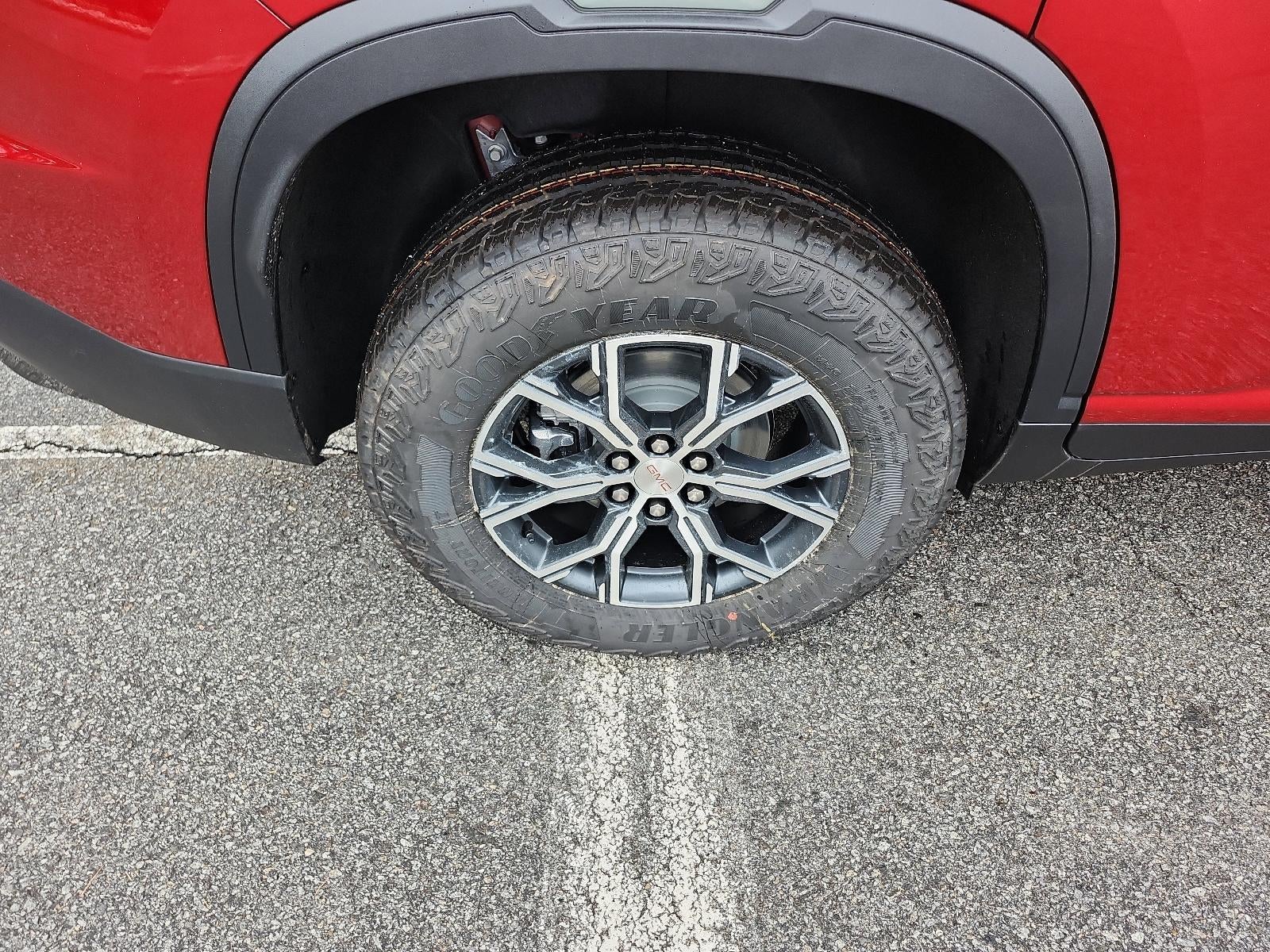 2026 GMC Acadia AWD AT4