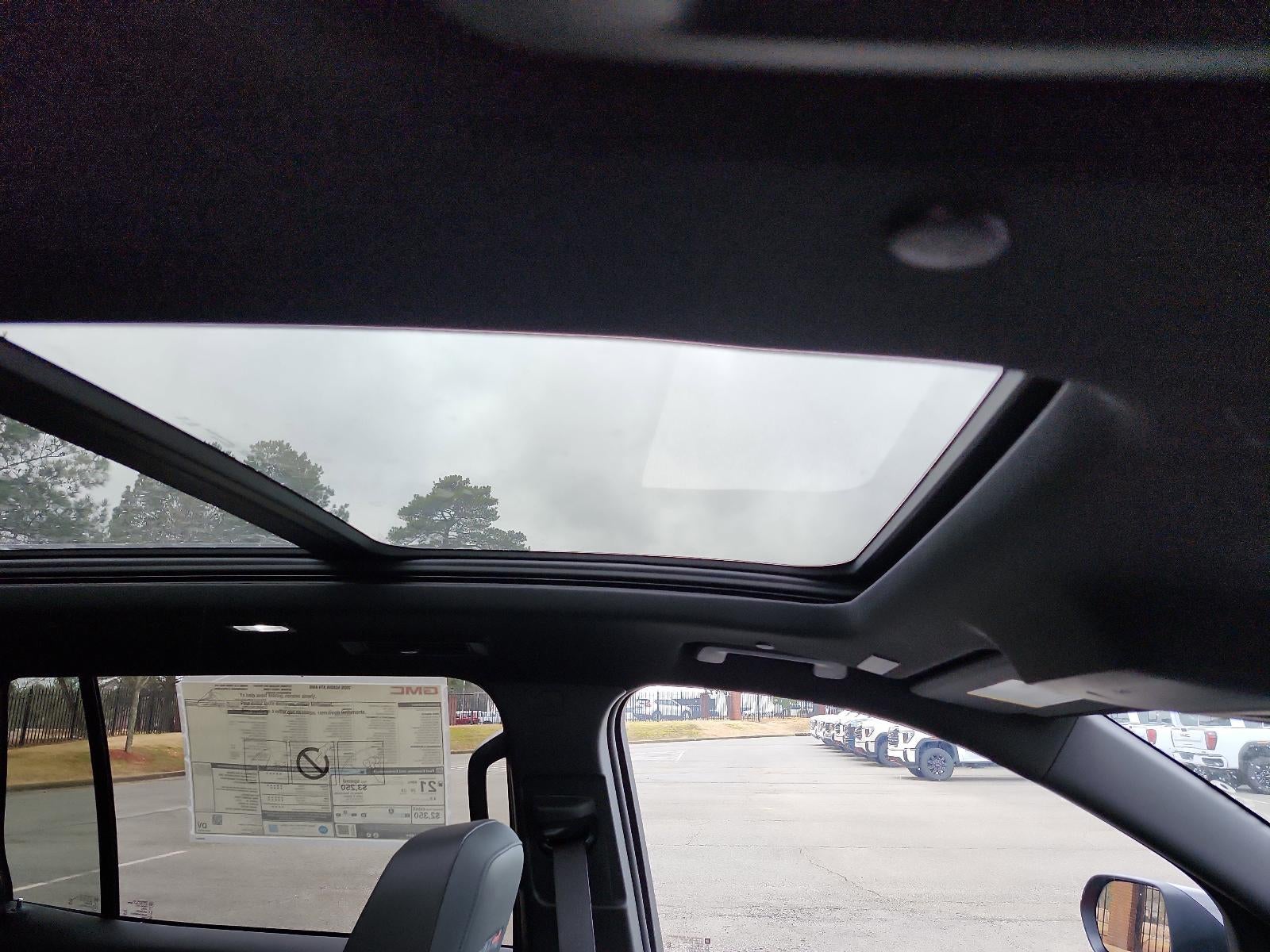 2026 GMC Acadia AWD AT4