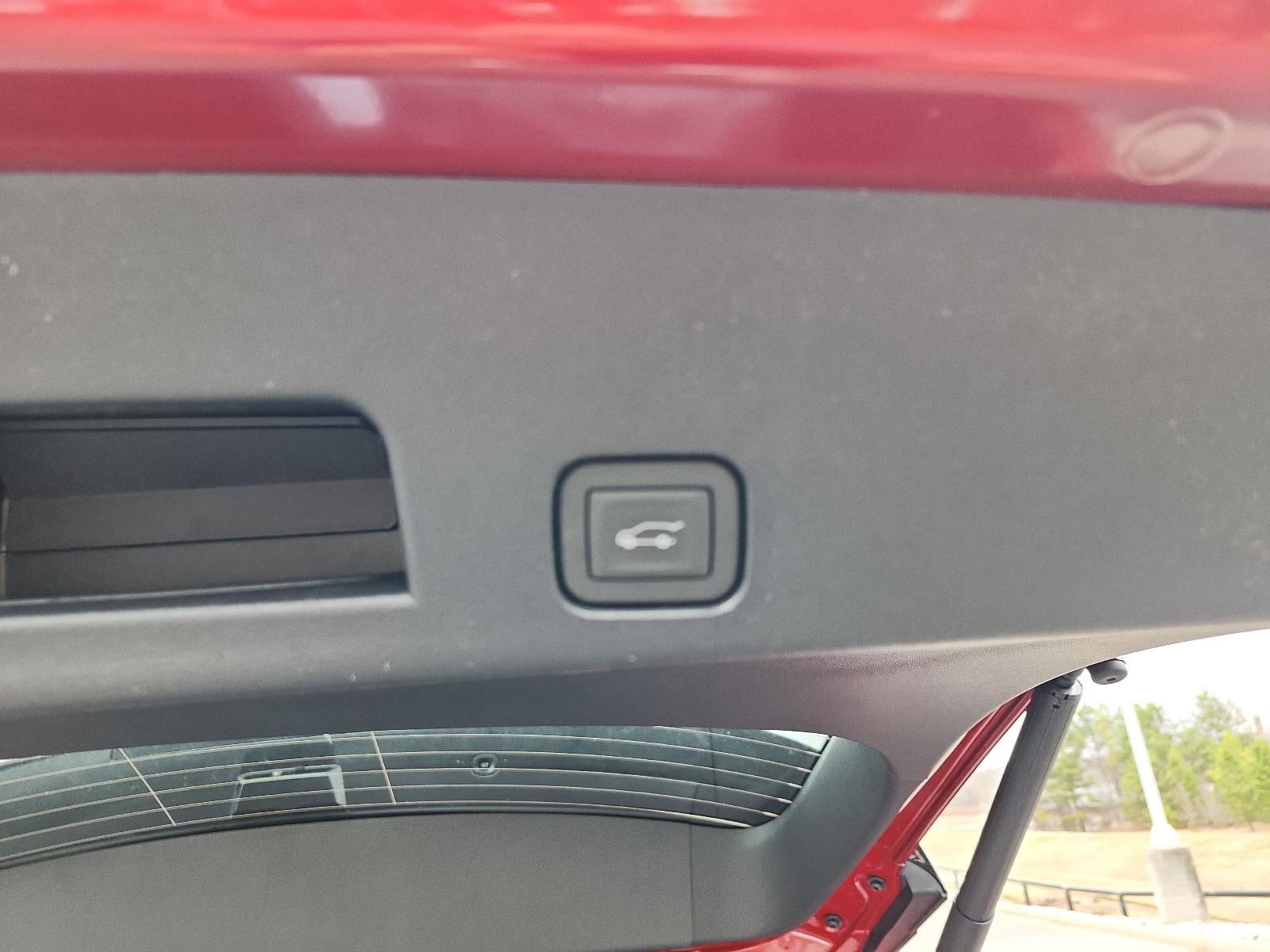 2026 GMC Acadia AWD AT4