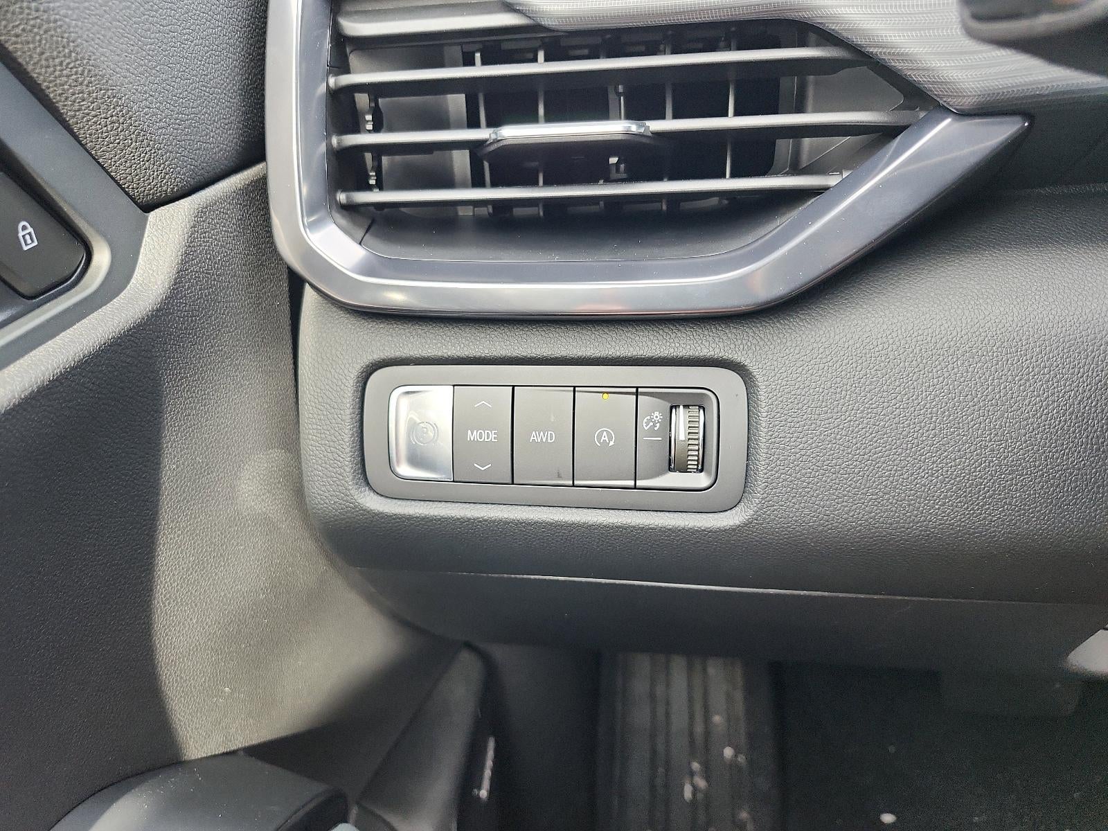 2026 GMC Acadia AWD AT4