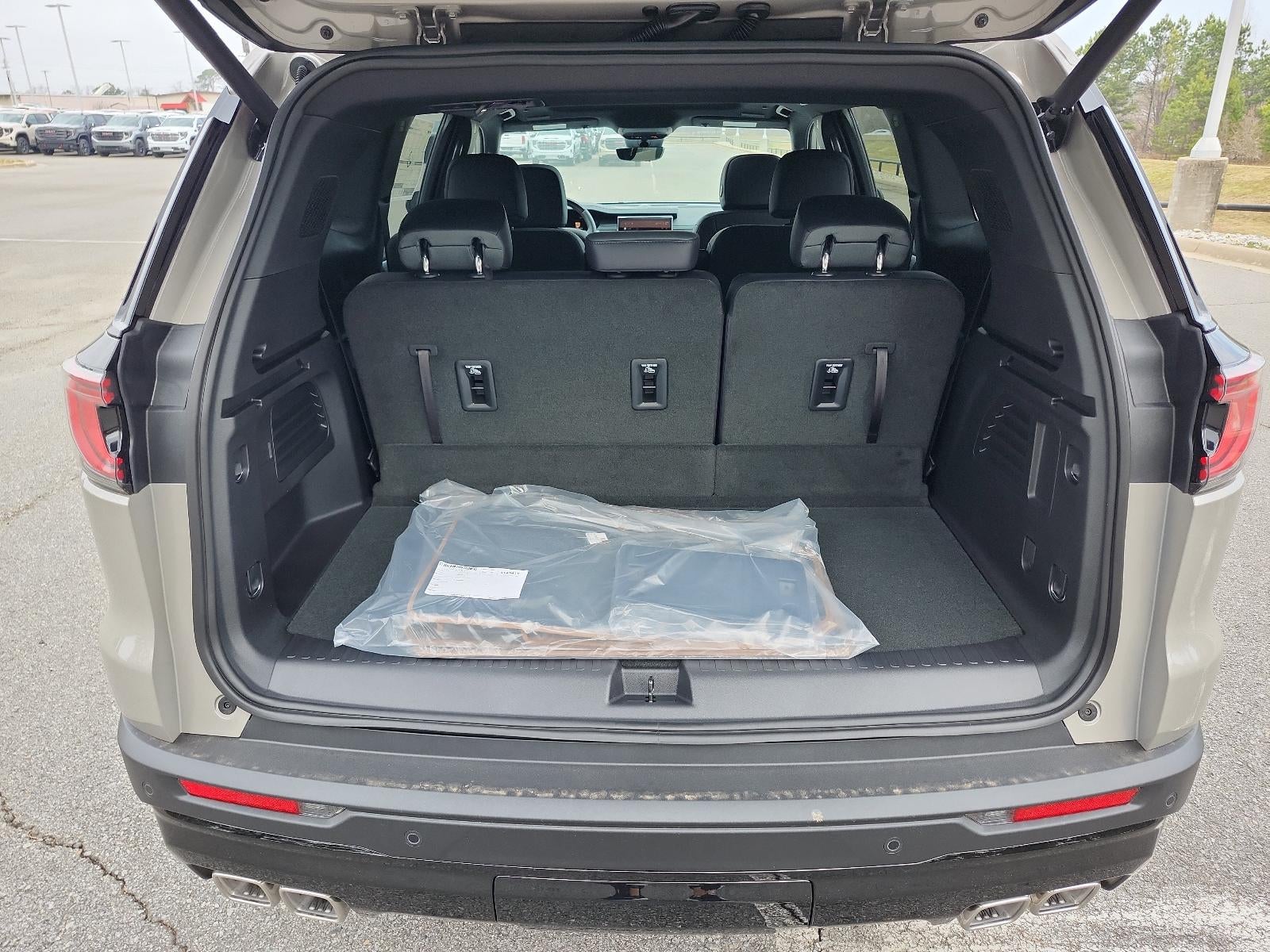 2026 GMC Acadia AWD AT4