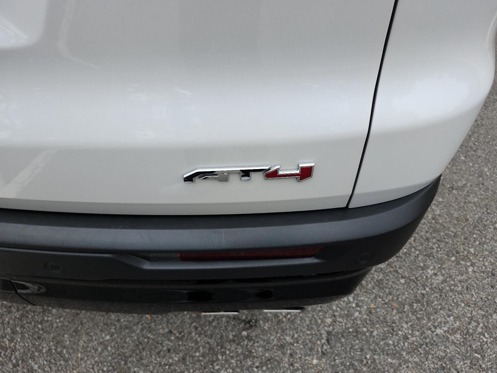 2025 GMC Acadia AWD AT4