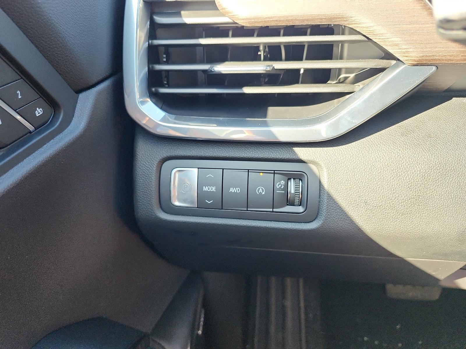 2026 GMC Acadia AWD Denali