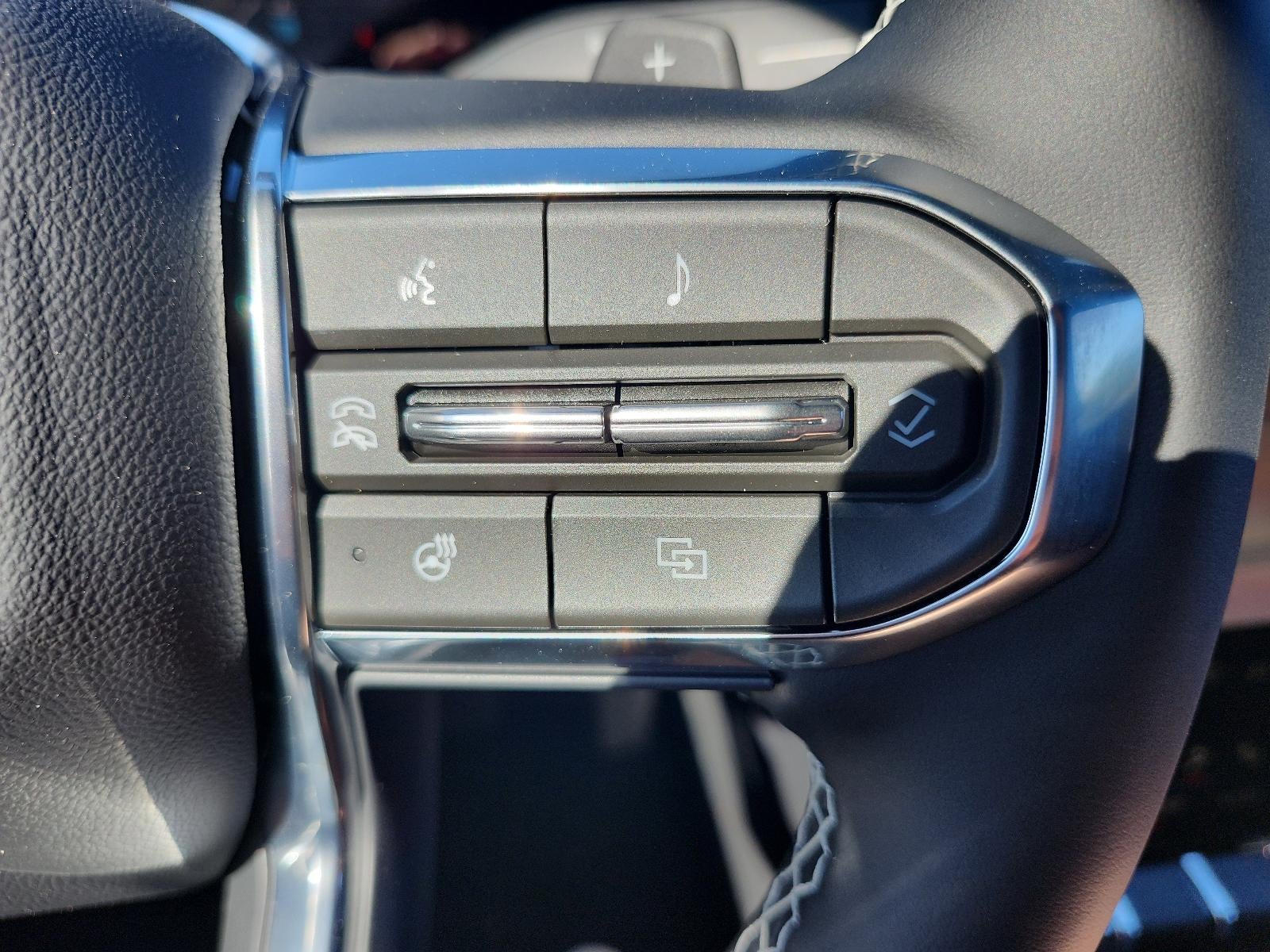 2026 GMC Acadia AWD Denali