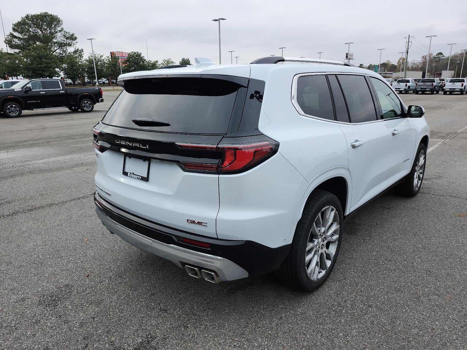 2026 GMC Acadia AWD Denali