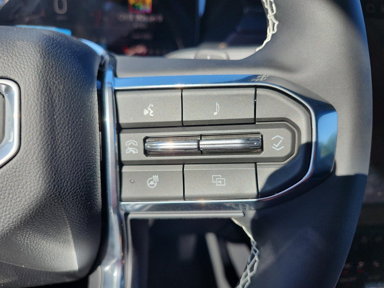 2026 GMC Acadia AWD Denali