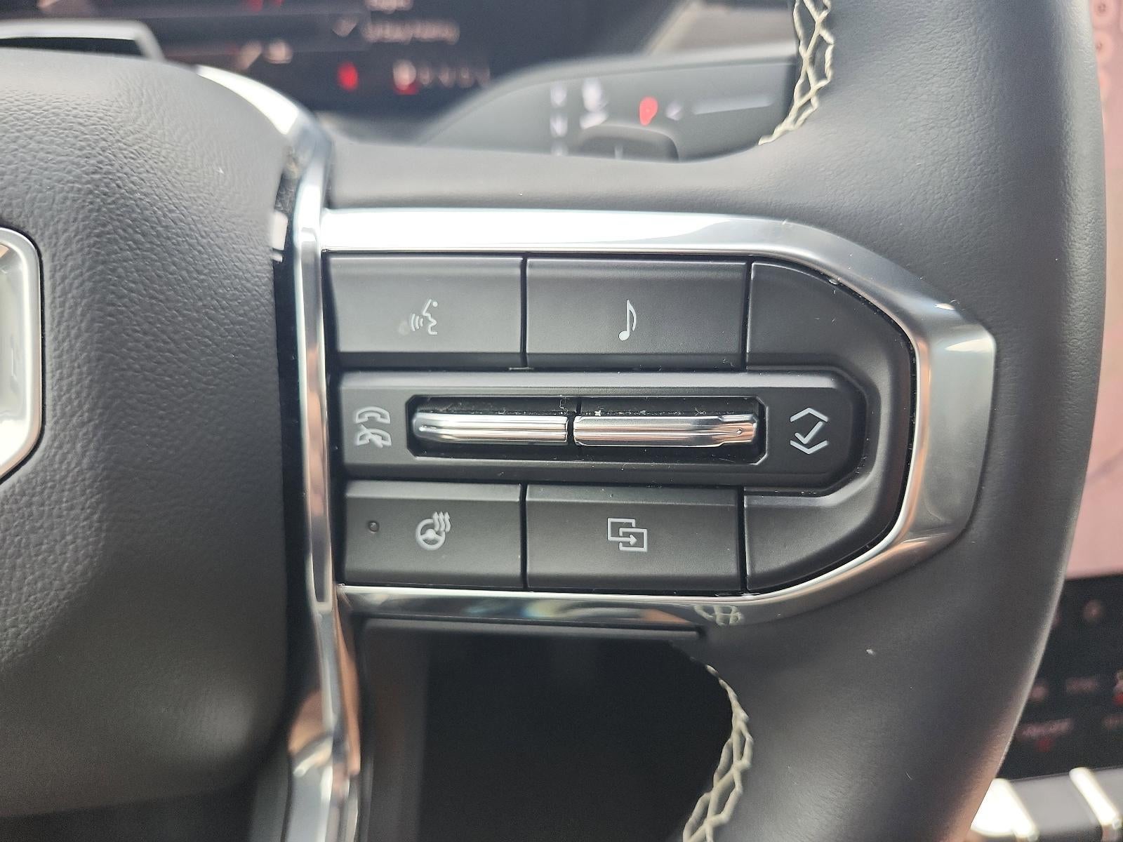 2024 GMC Acadia AWD Denali