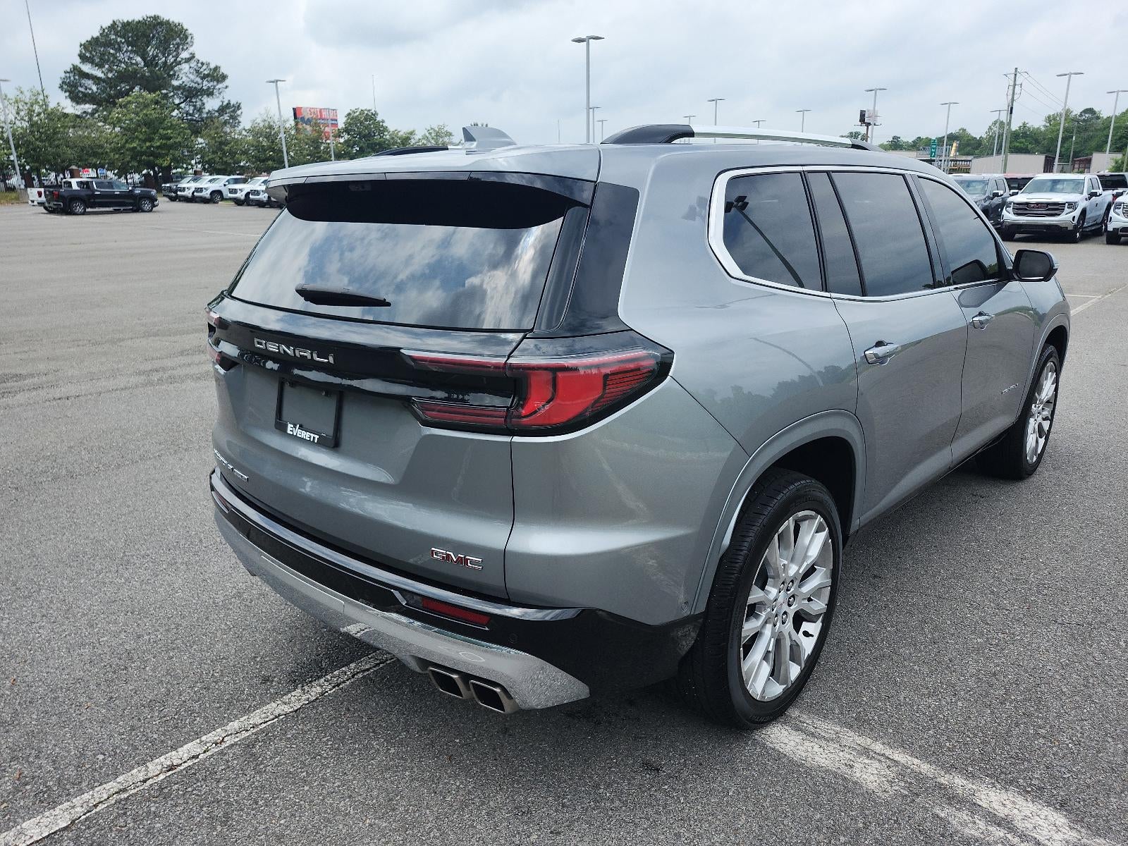 2024 GMC Acadia AWD Denali
