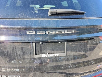 2026 GMC Acadia AWD Denali