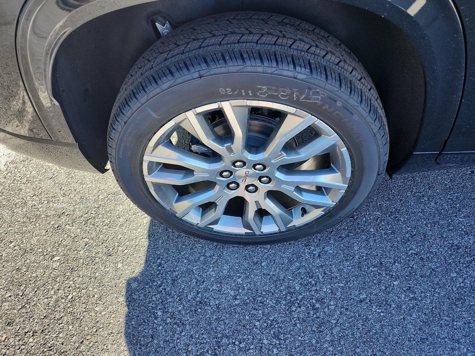 2026 GMC Acadia AWD Denali