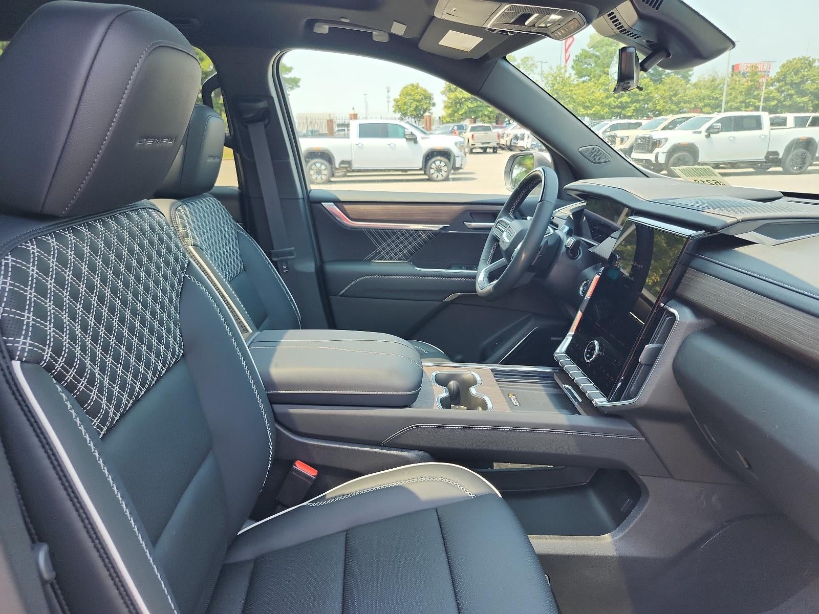 2026 GMC Acadia AWD Denali